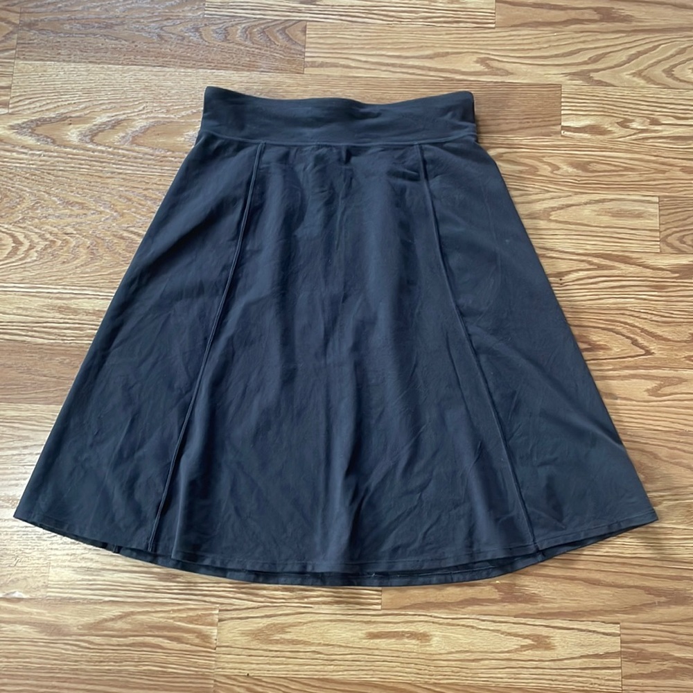 Athleta Brown Elastic Waist Knee Length Athletic Skirt Size Medium Tall